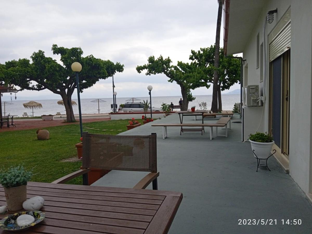 Evoikos Beach & Resort Livanátai المظهر الخارجي الصورة