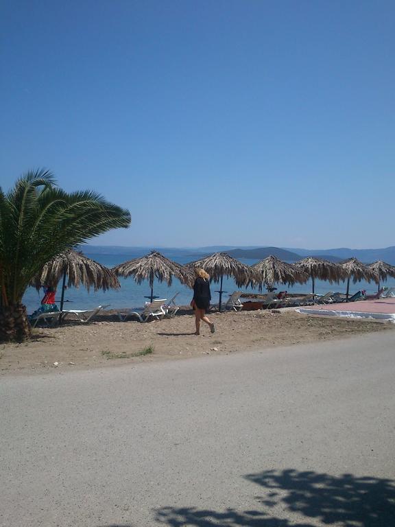 Evoikos Beach & Resort Livanátai المظهر الخارجي الصورة