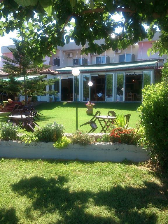 Evoikos Beach & Resort Livanátai المظهر الخارجي الصورة